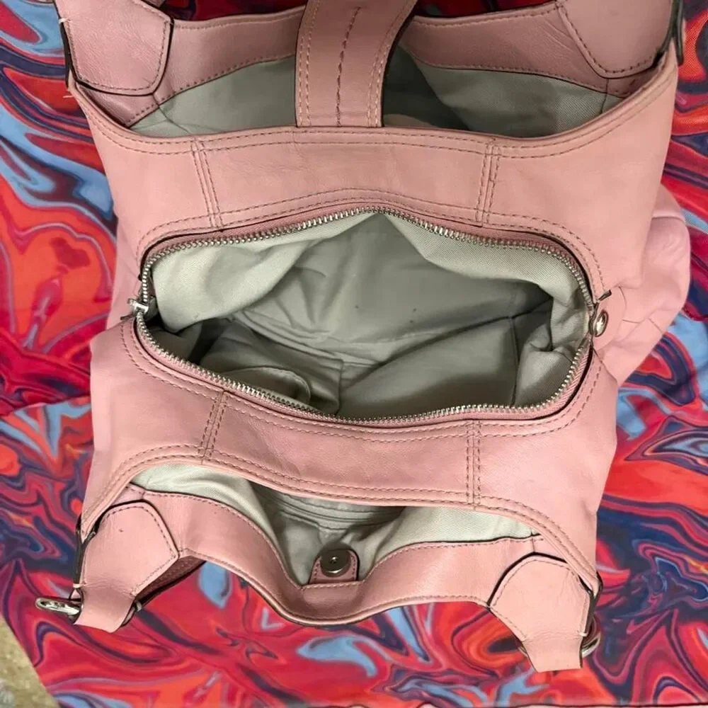 Rare Archival Vintage Y2K Coach Soho Shell Pink Leather Buckle Hobo